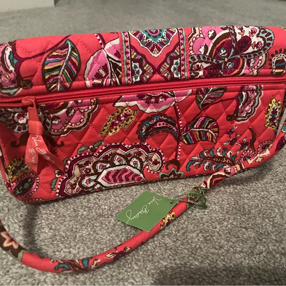 NWT Vera Bradley Knot just a clutch bag. call me coral - Picture 3 of 7